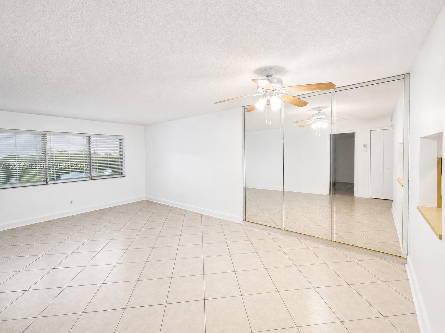 410 SE 2nd St # 415, Hallandale Beach, FL 33009 photo 2