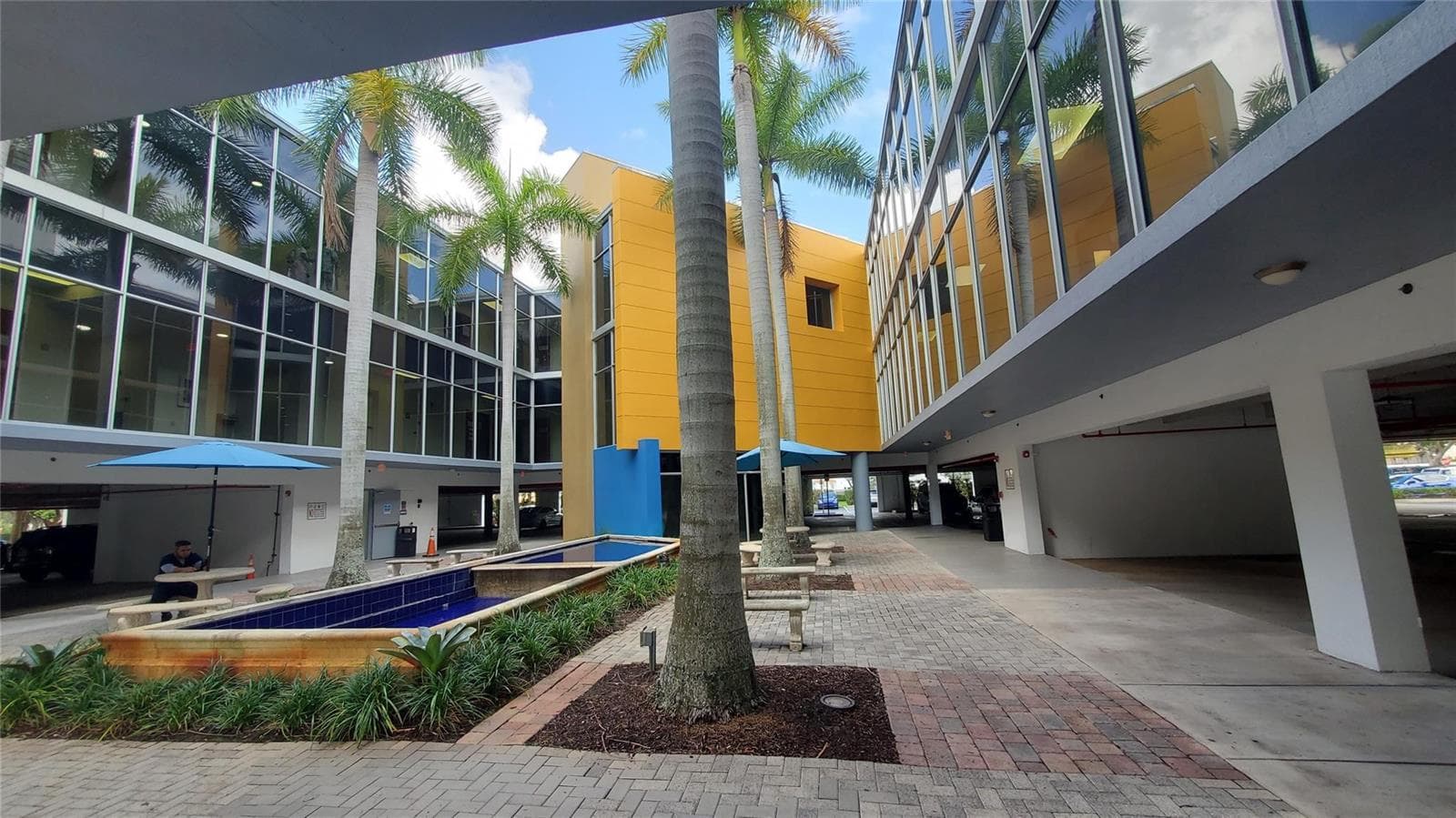 18503 Pines Boulevard # 310, Pembroke Pines, FL 33029 photo 2