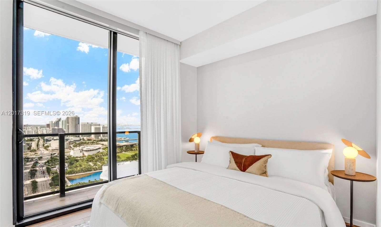 398 NE 5th St # 4701, Miami, FL 33132