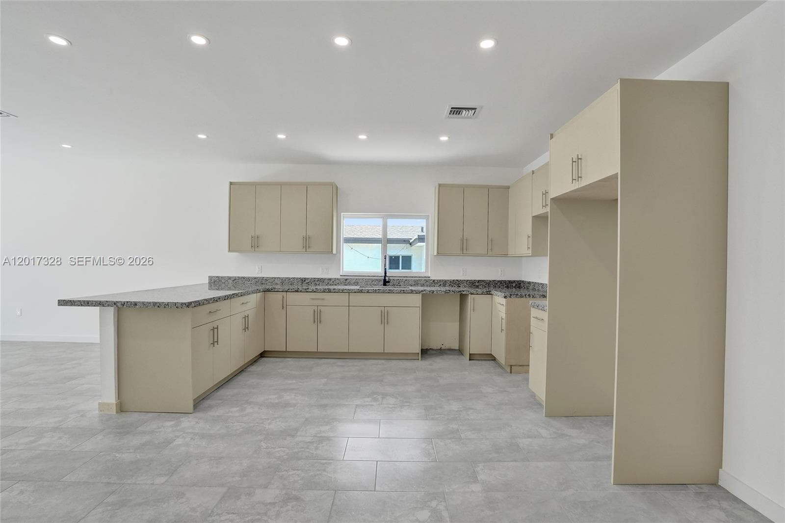 2536 NW 9th Ct, Fort Lauderdale, FL 33311 photo 5