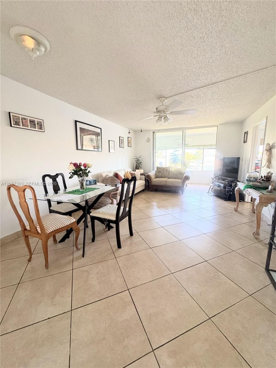 8130 Sunrise Lakes Blvd # 202, Sunrise, FL 33322 photo 5