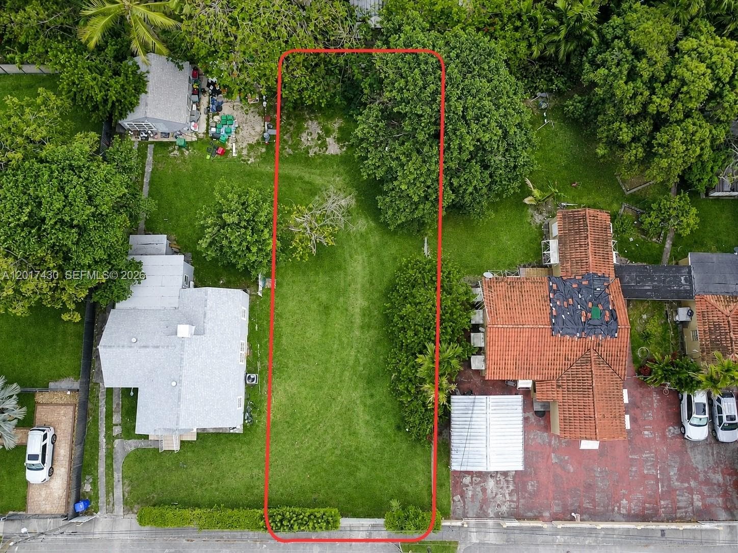 26 St 1555 NW 26 St, Miami, FL 33142 photo 2