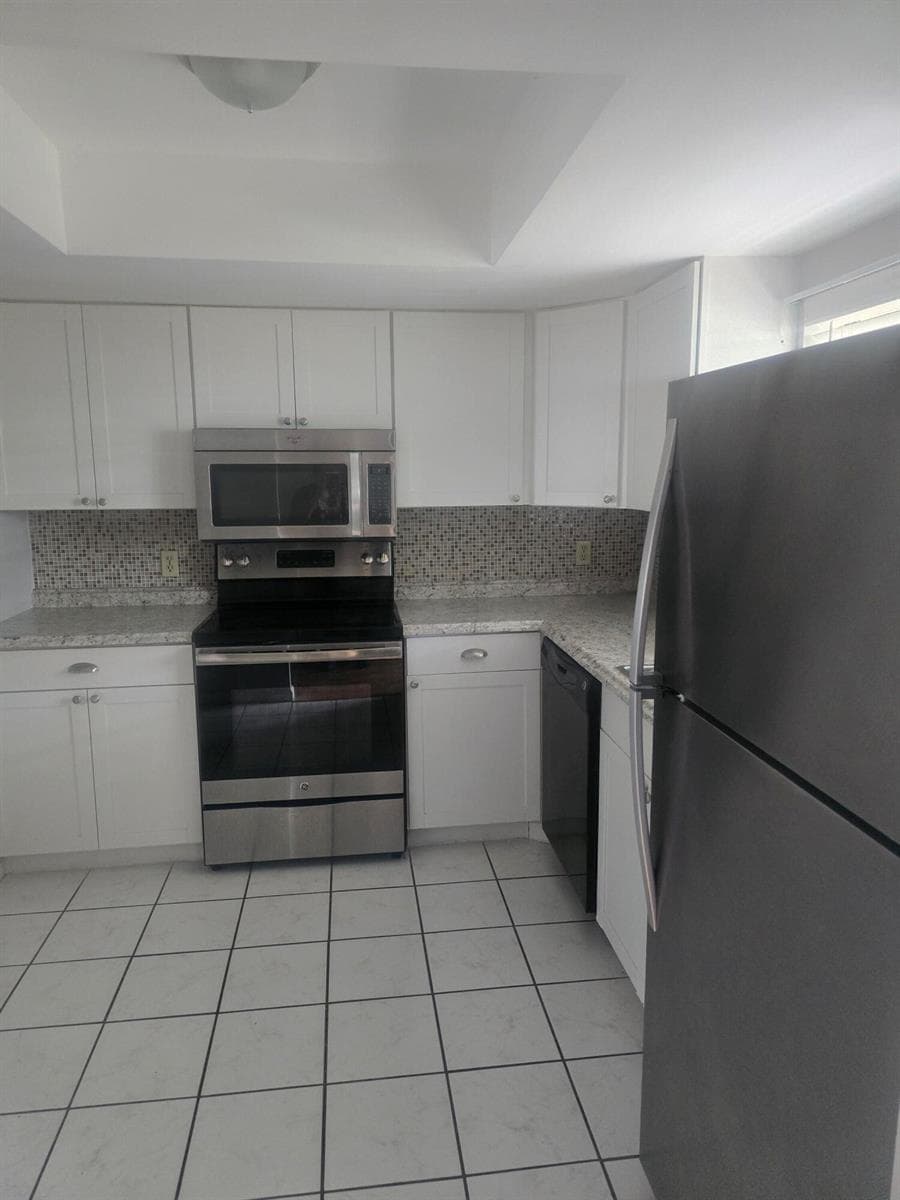 400 18th Street # P-5, Vero Beach, FL 32960 photo 4