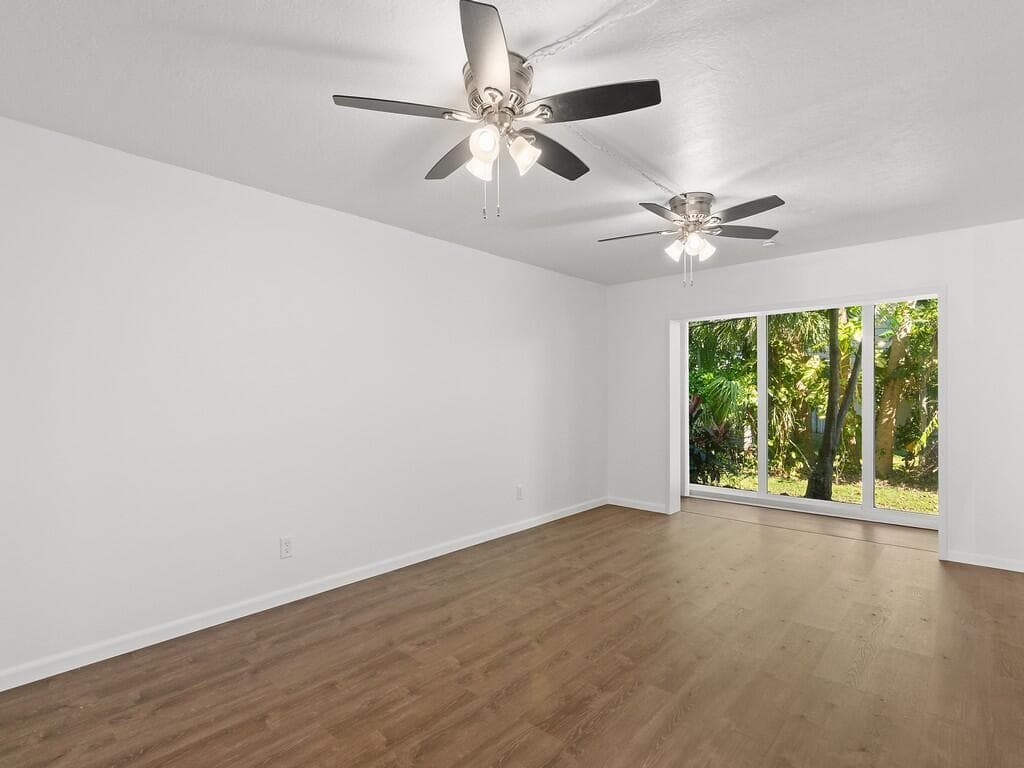 1166 6th Avenue # C5, Vero Beach, FL 32960 photo 3