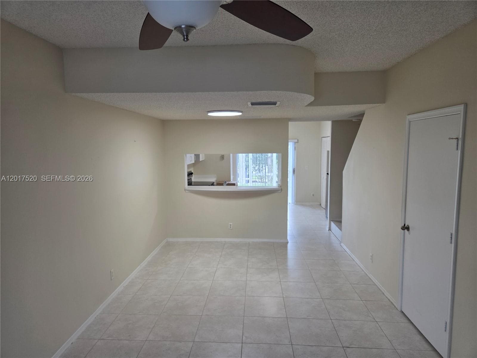 47 Simonton Cir, Weston, FL 33326 photo 5