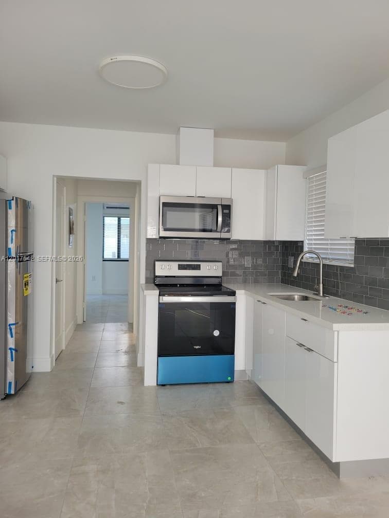 1725 Calais Dr # 6, Miami Beach, FL 33141 photo 5