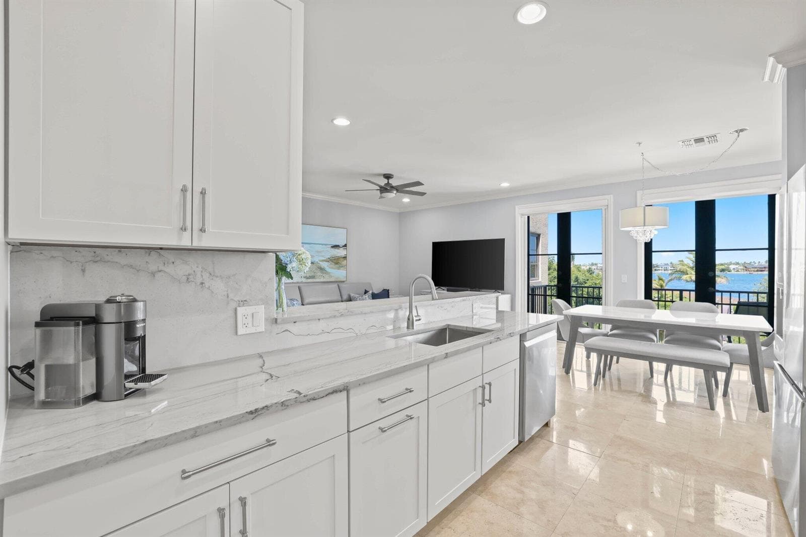 920 Via Villagio, Hypoluxo, FL 33462 photo 5