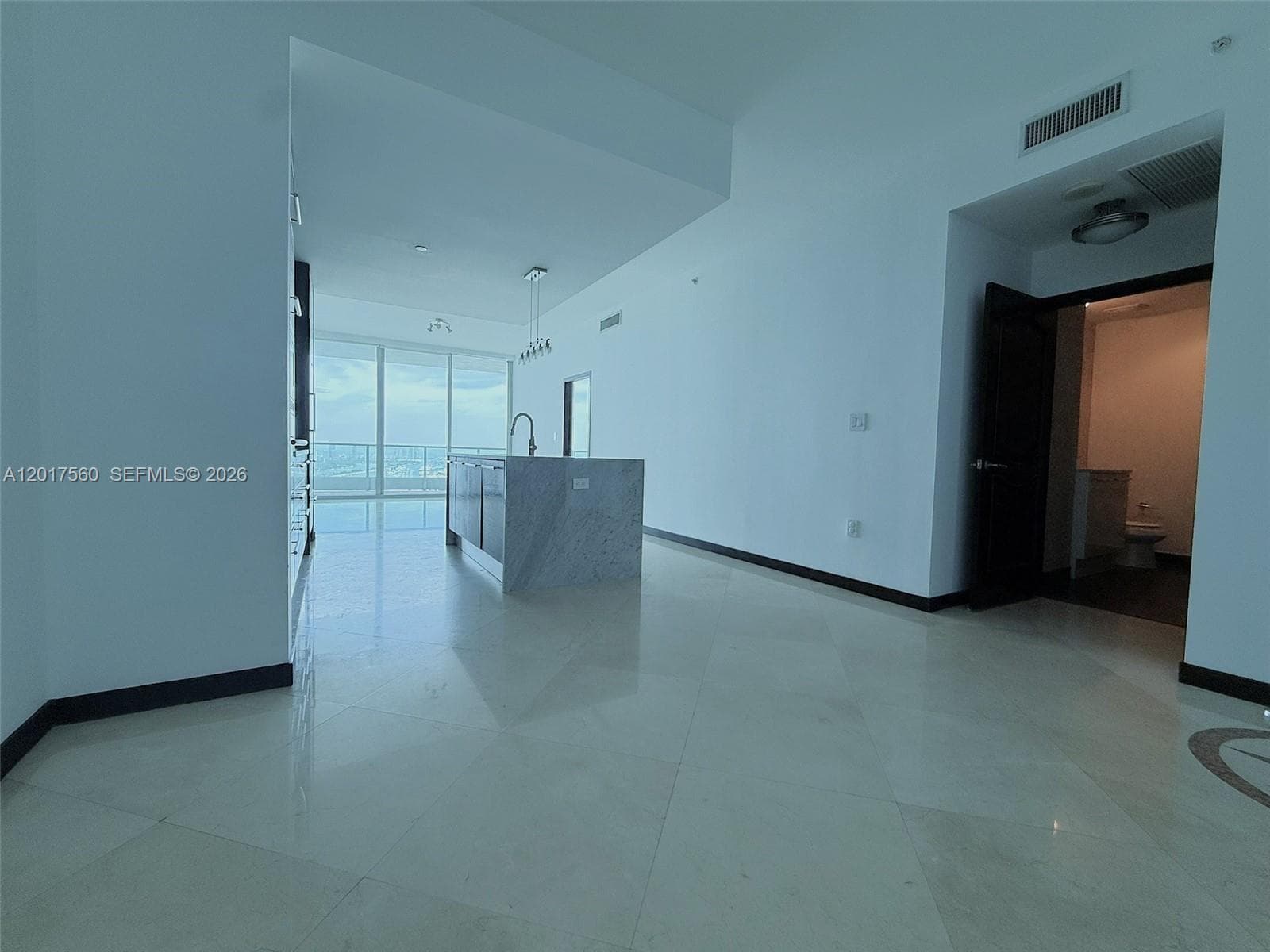 900 Biscayne Blvd # 3803, Miami, FL 33132 photo 3