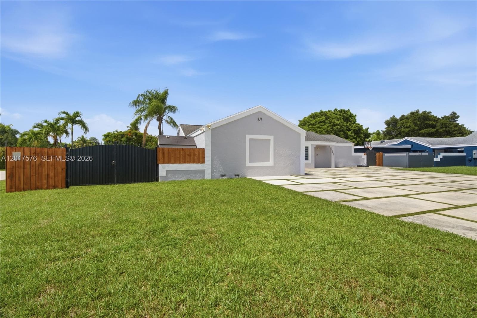 15481 SW 155th Ter, Miami, FL 33187 photo 3