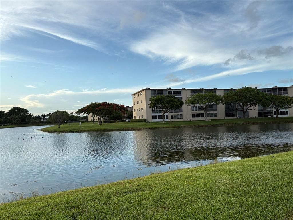 4046 Guildford C, Boca Raton, FL 33434 photo 3