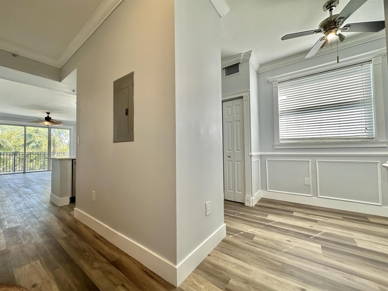 27 Royal Palm Way # 406, Boca Raton, FL 33432 photo 4