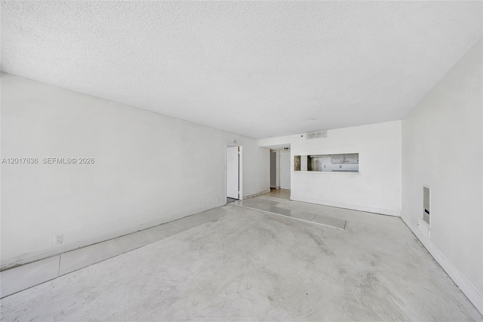 7601 E Treasure Dr # 609, North Bay Village, FL 33141 photo 4