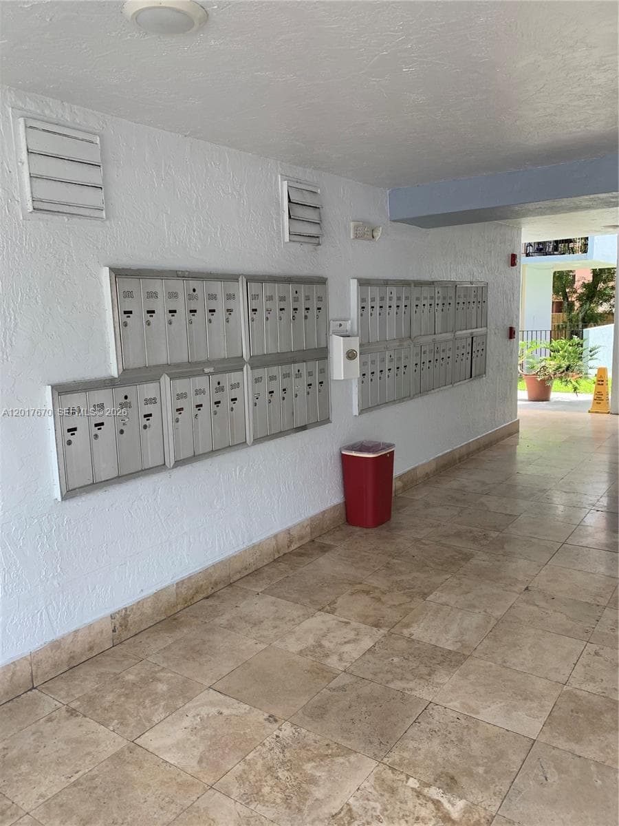 1221 SW 122nd Ave # 207, Miami, FL 33184 photo 4