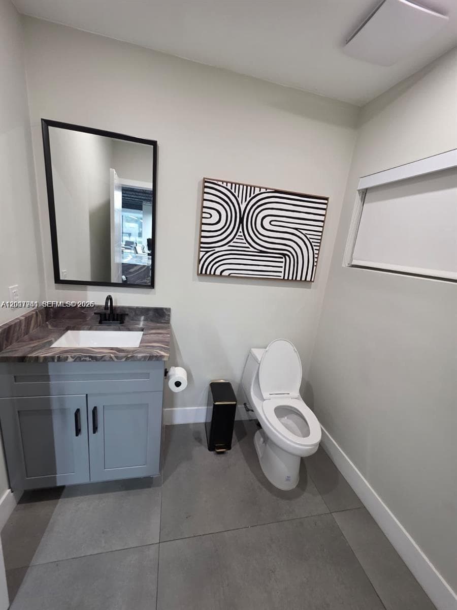 2429 Davie Blvd # Unit 1, Fort Lauderdale, FL 33312 photo 4