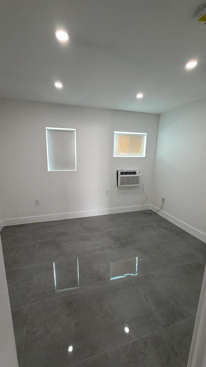 935 Jefferson Avenue # 10, Miami Beach, FL 33139 photo 2