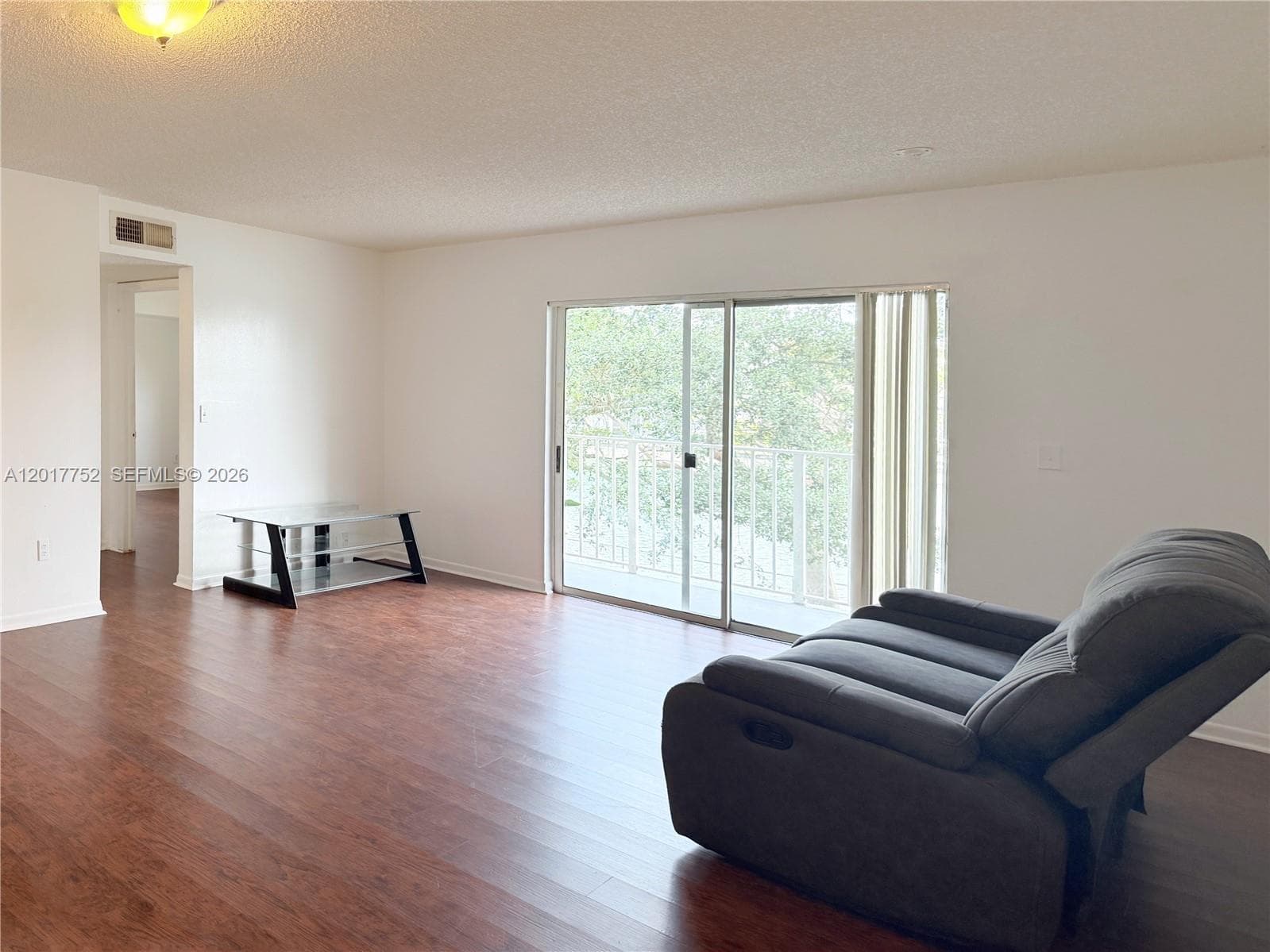 8260 SW 210th St # 108, Cutler Bay, FL 33189 photo 2