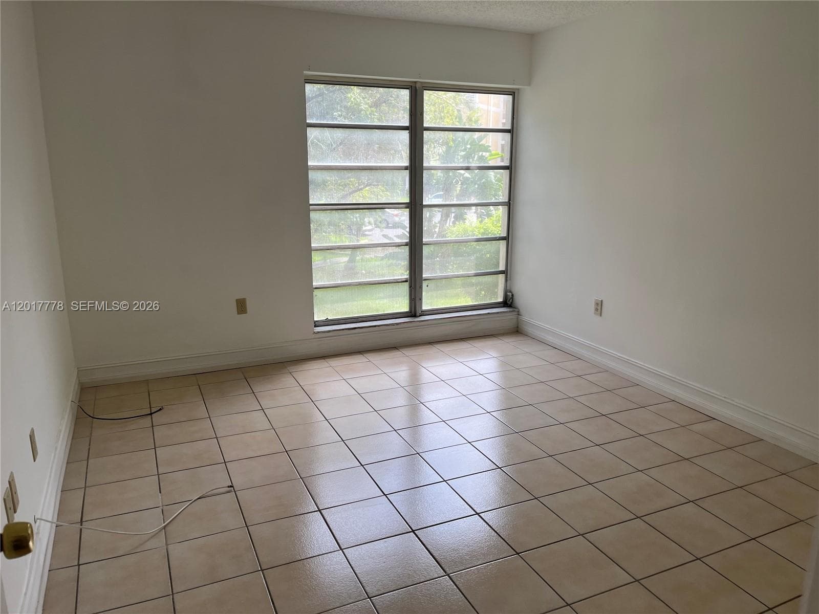9190 Fontainebleau Blvd # 202, Miami, FL 33172 photo 5
