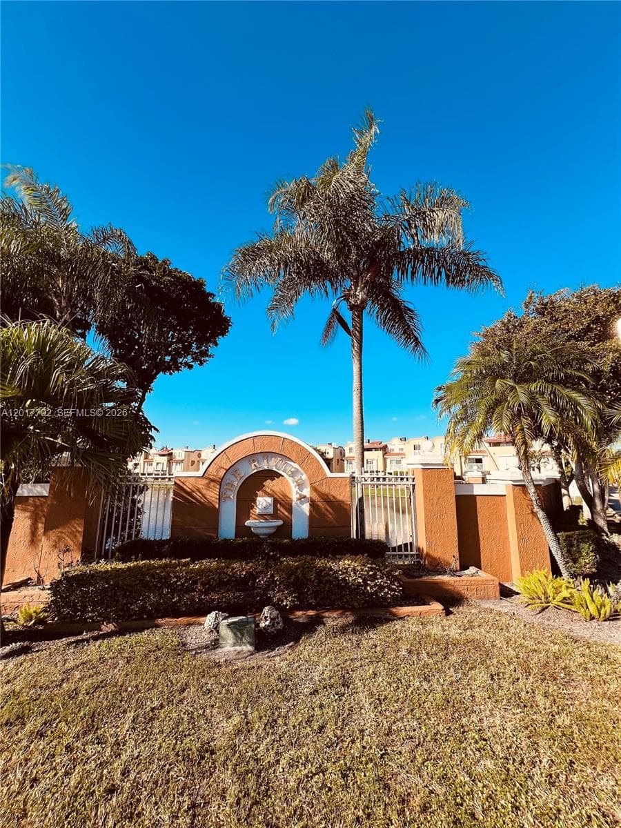 380 NW 85th Pl # 1406, Miami, FL 33126