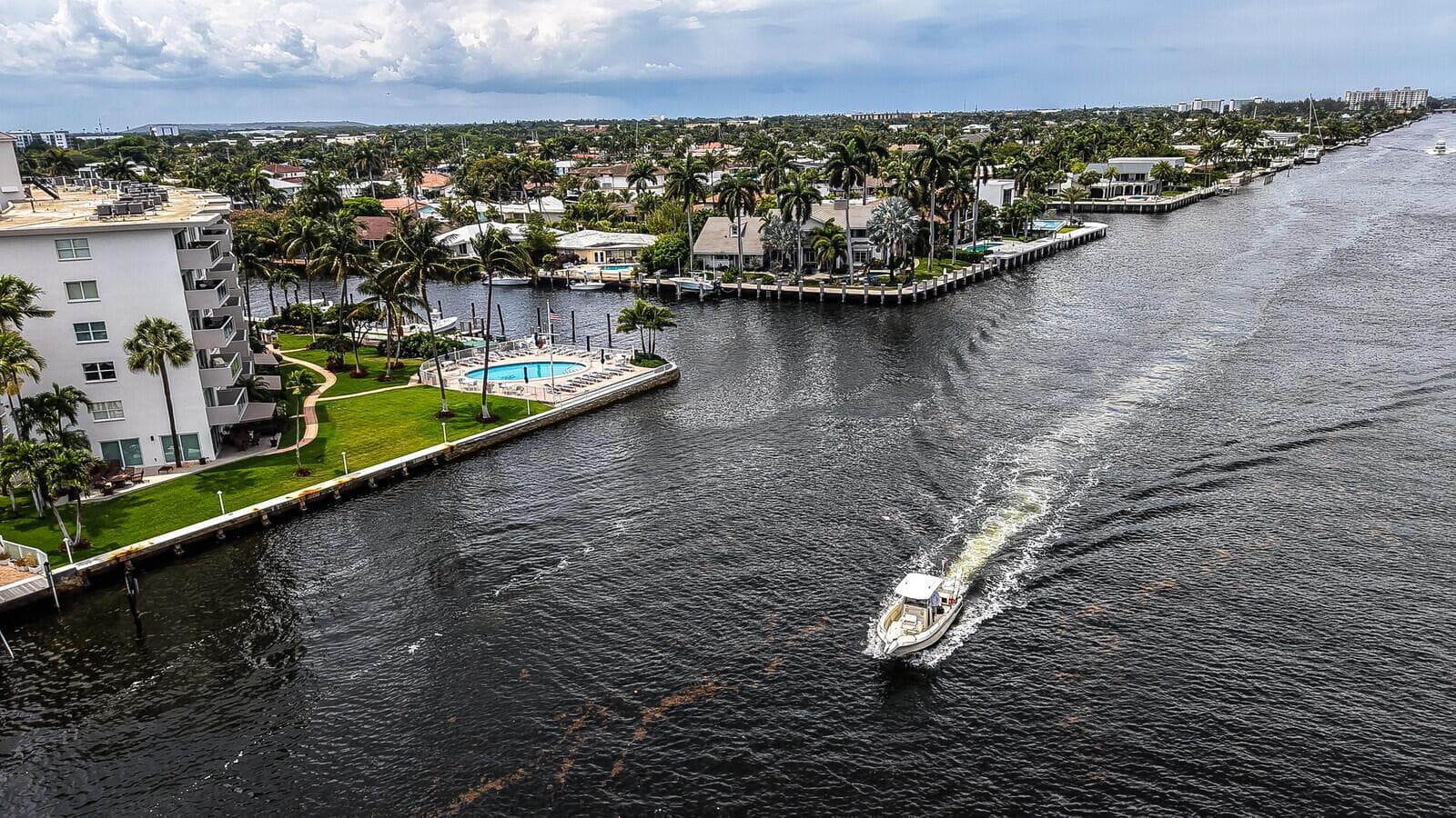 140 NE 28th Avenue # 502, Pompano Beach, FL 33062 photo 2