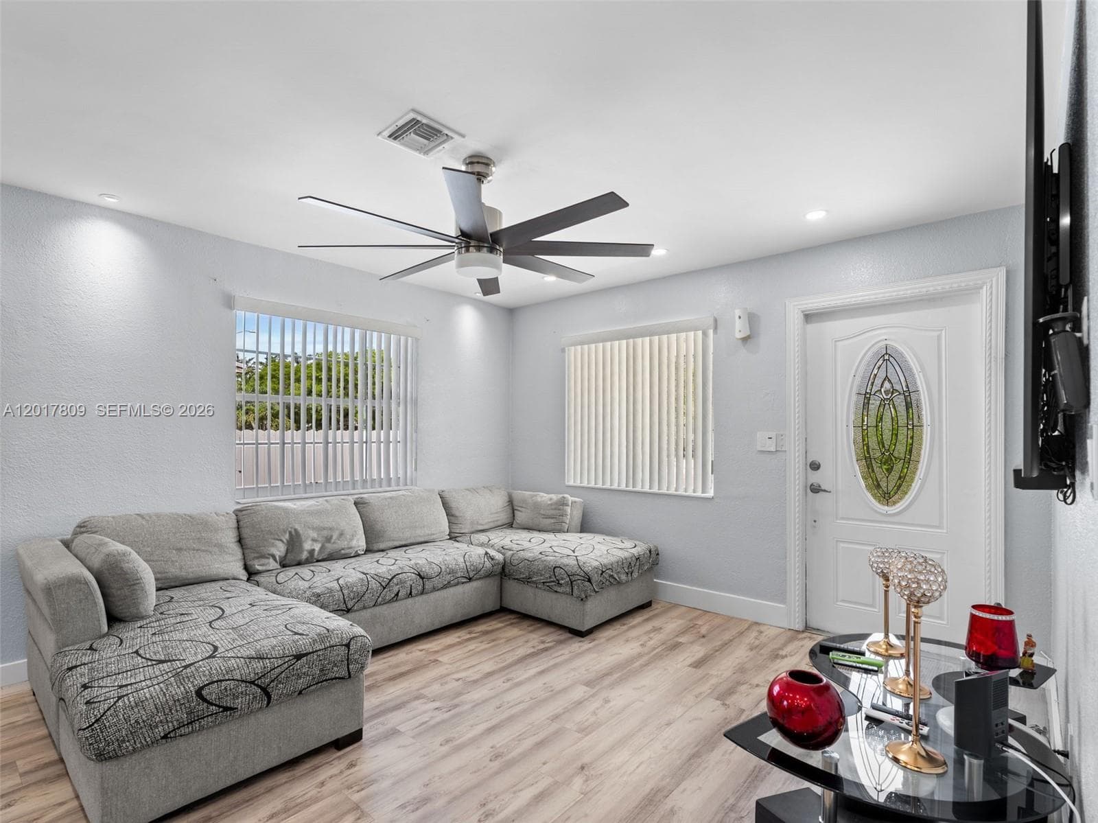 6432 Perry St, Hollywood, FL 33024 photo 4