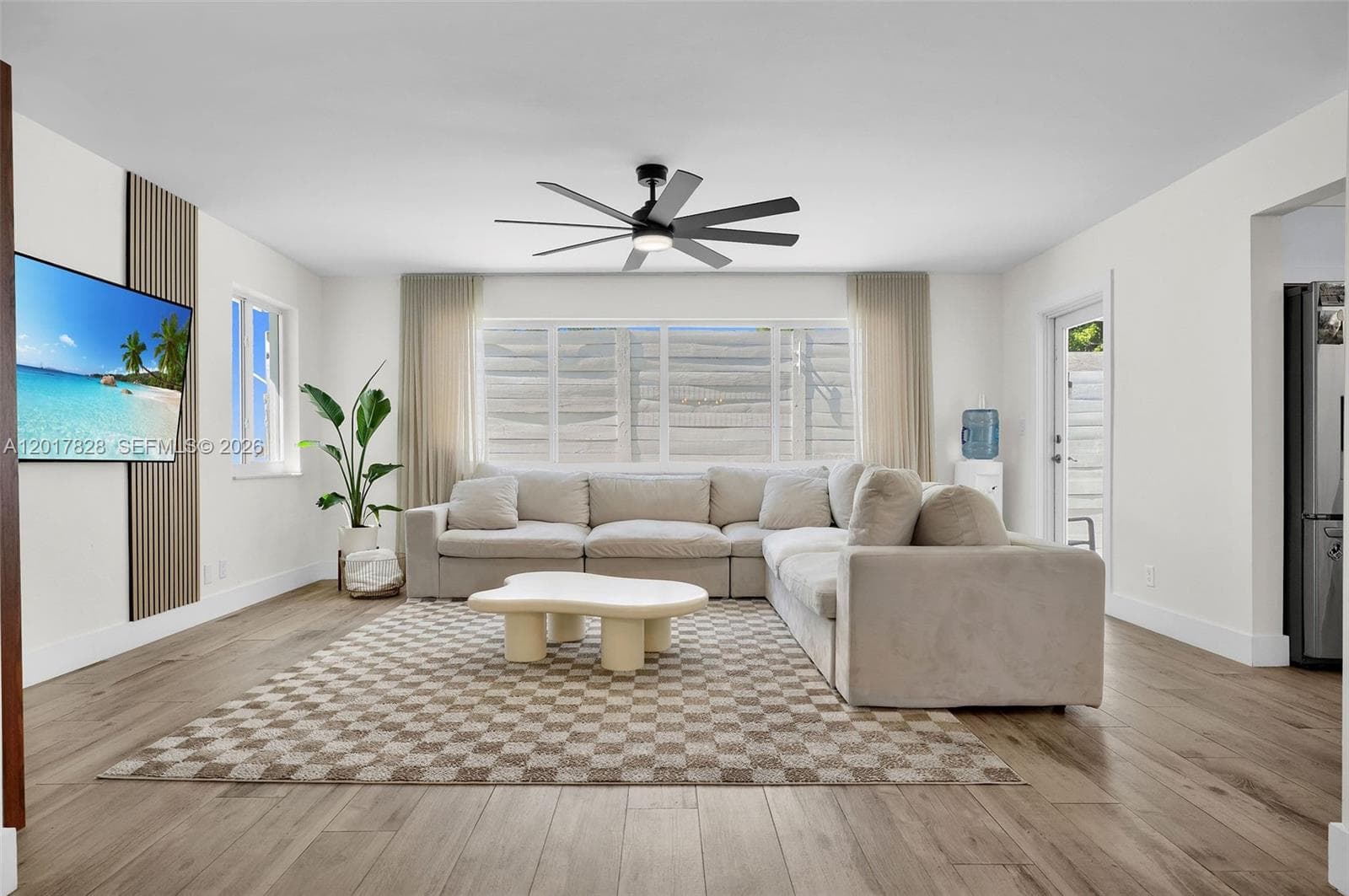 1301 Hollywood Blvd, Hollywood, FL 33019 photo 2