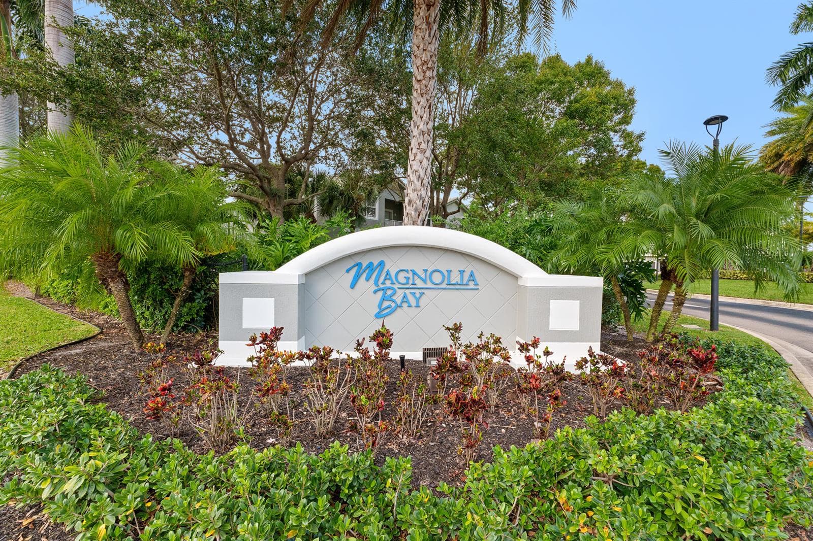 3105 Grandiflora Drive, FL 33467 photo 2