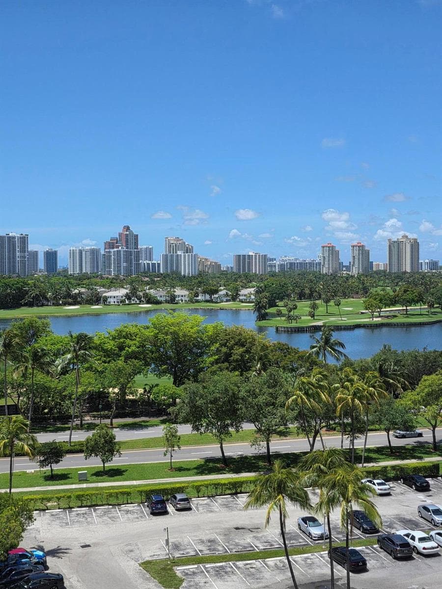 3701 N Country Club Drive # 1008, Aventura, FL 33180 photo 5