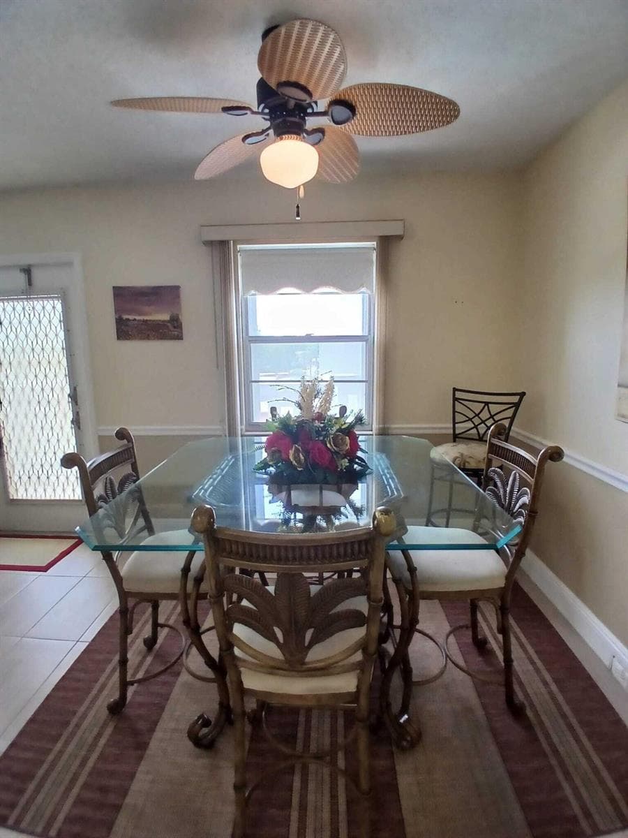 4023 Newport H, Deerfield Beach, FL 33442 photo 5
