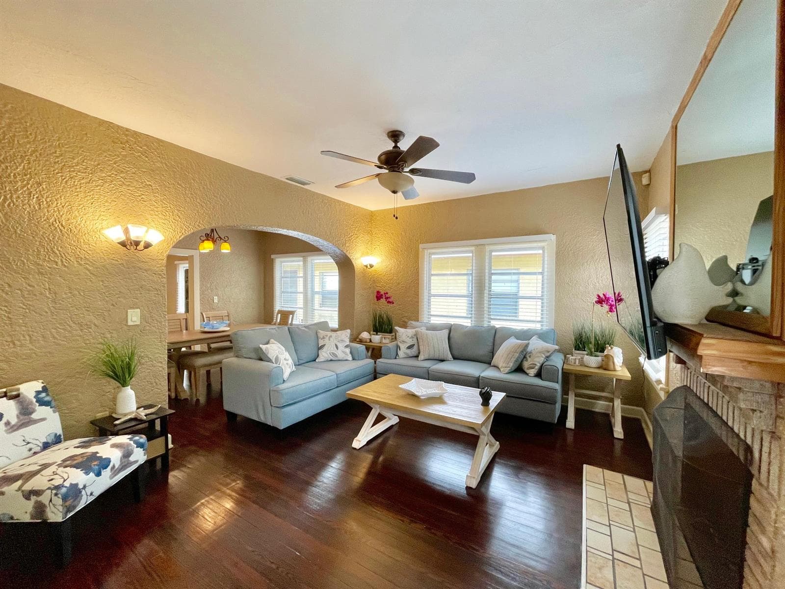 5555 Garden Avenue # House, West Palm Beach, FL 33405 photo 2