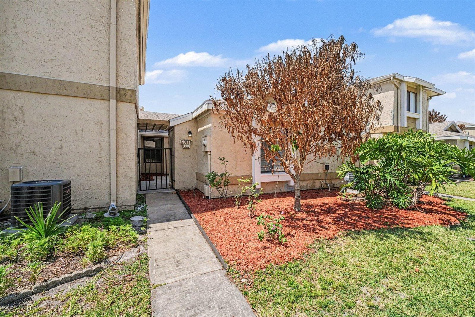 1011 NE Abada Ct Court NE # 110, Palm Bay, FL 32905 photo 2