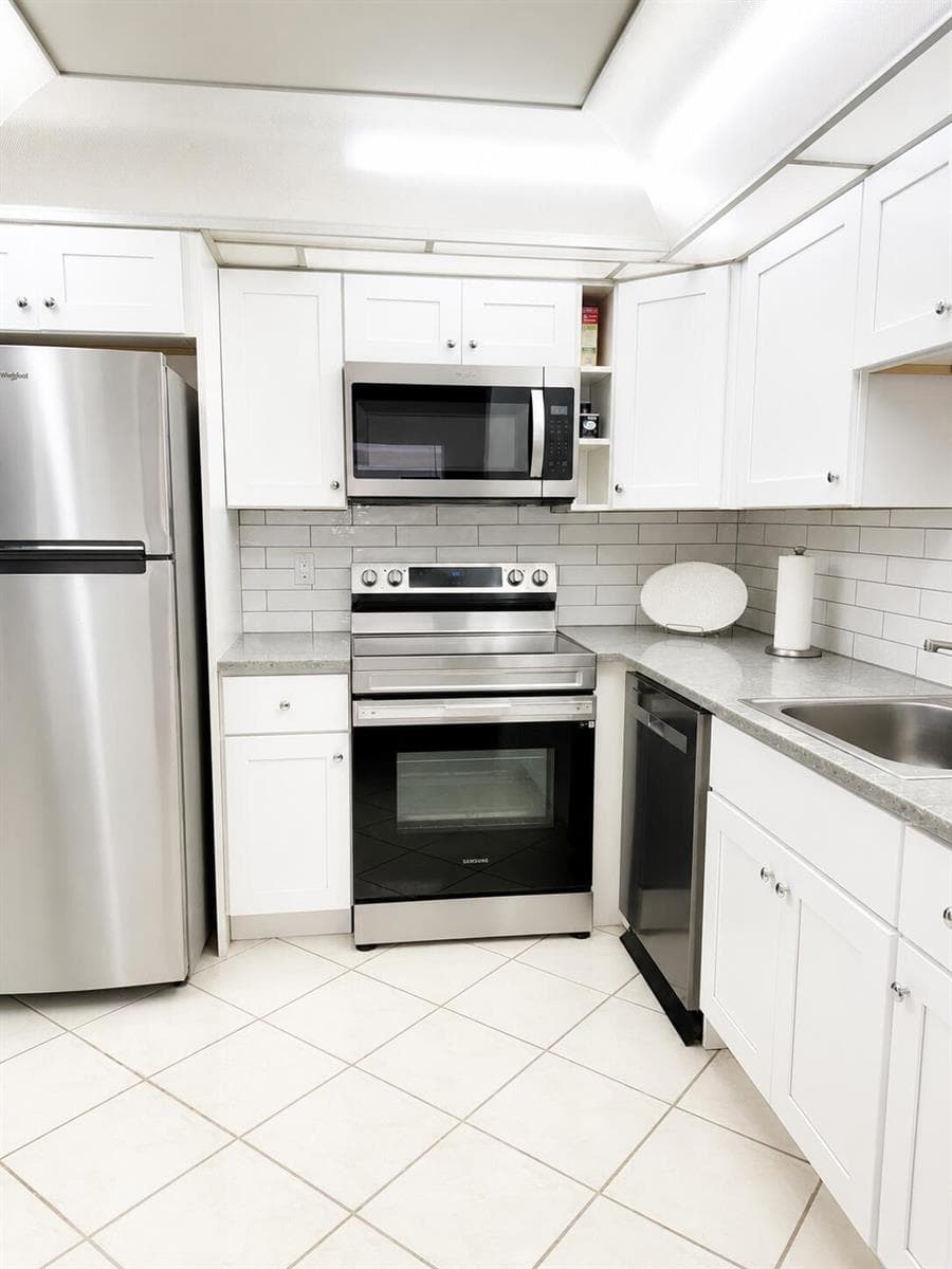 6 Brittany A # 6a, Delray Beach, FL 33446 photo 3