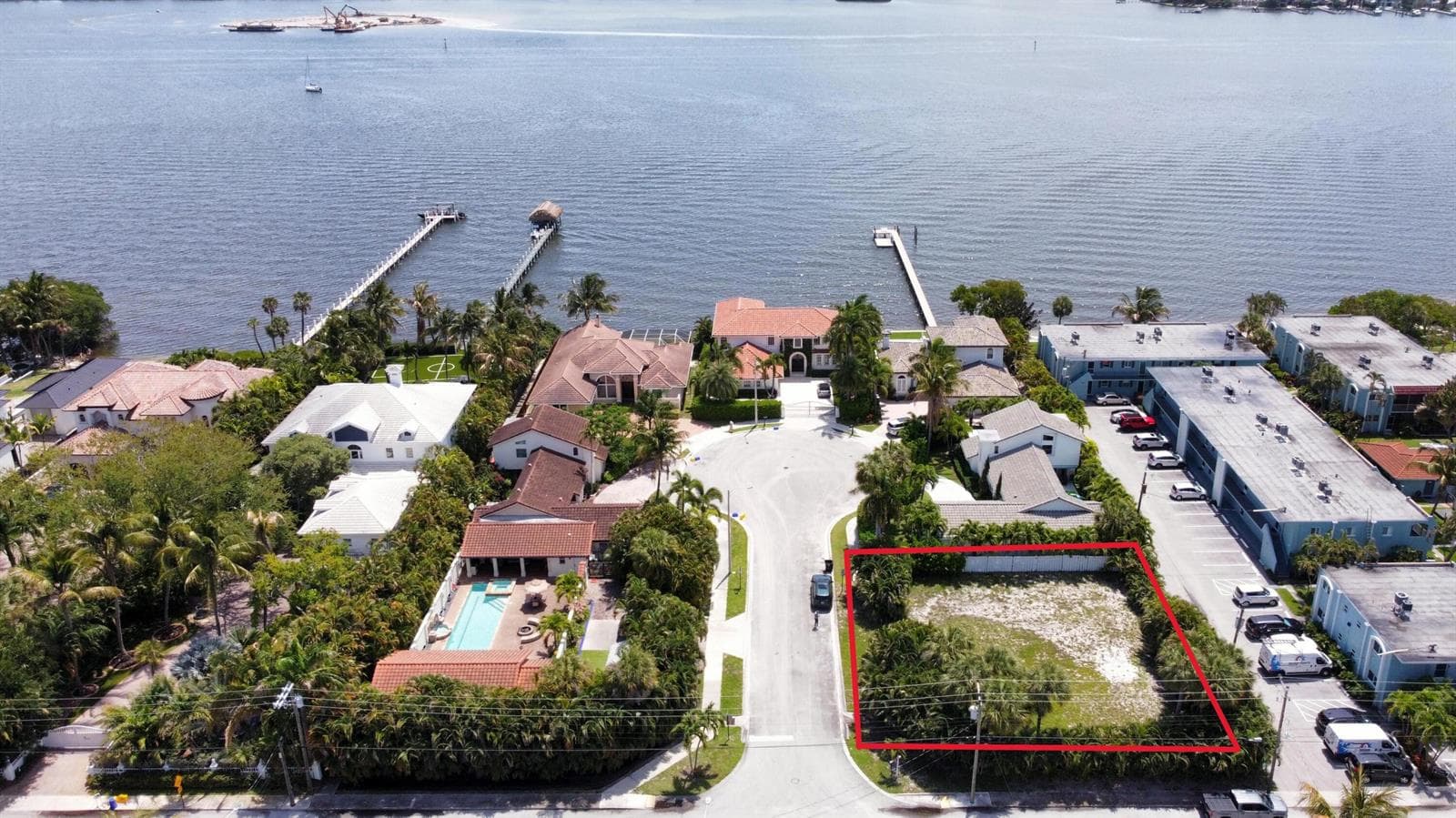 7 Lakeside Palms Court, FL 33460 photo 2