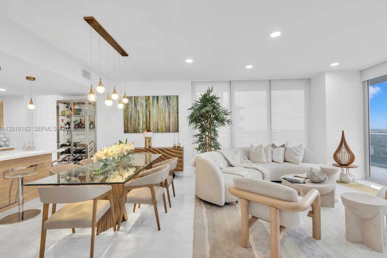 16385 Biscayne Blvd # 2101, North Miami Beach, FL 33160 photo 2