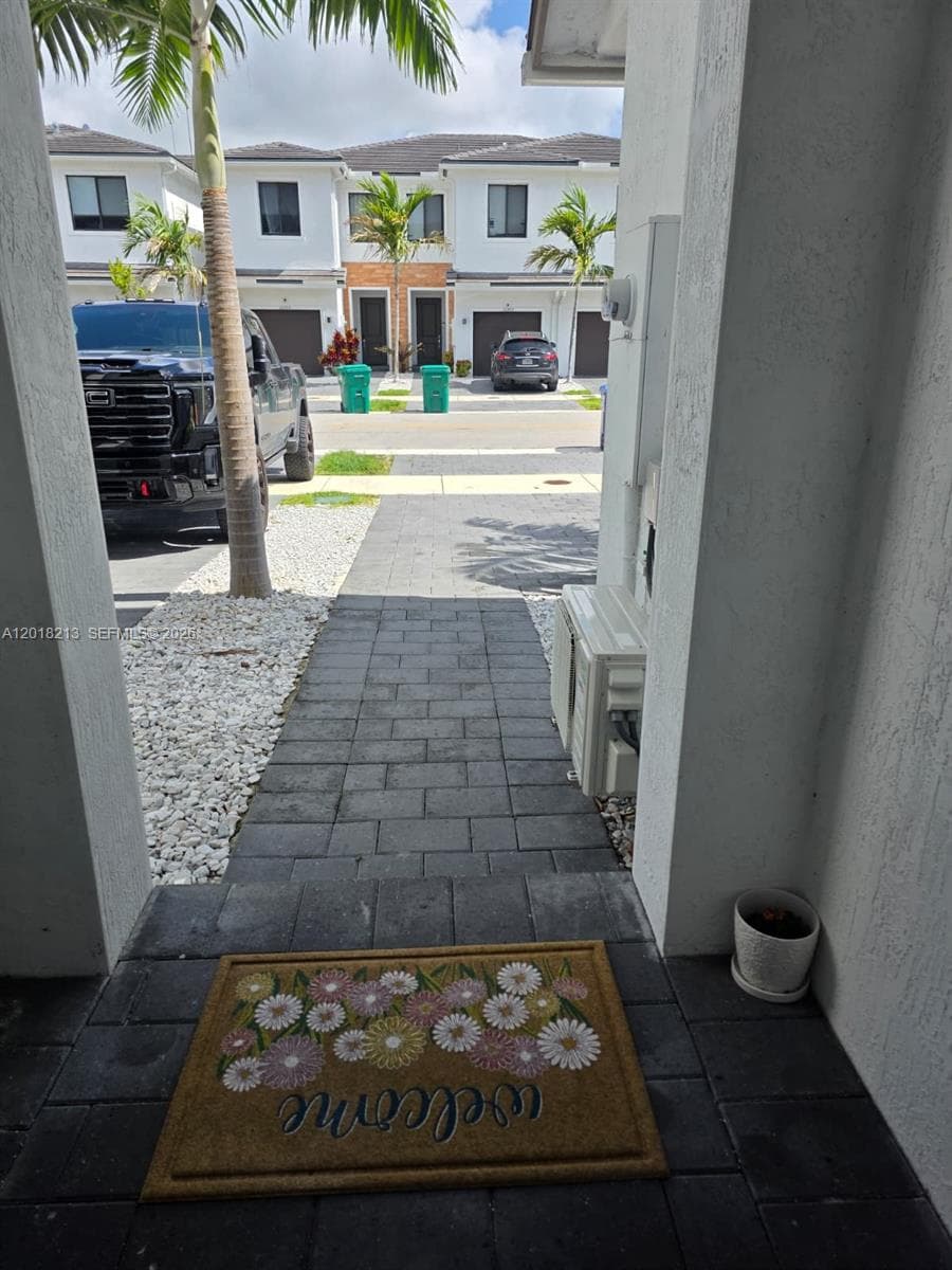 10906 SW 232nd Ter, Homestead, FL 33032 photo 5