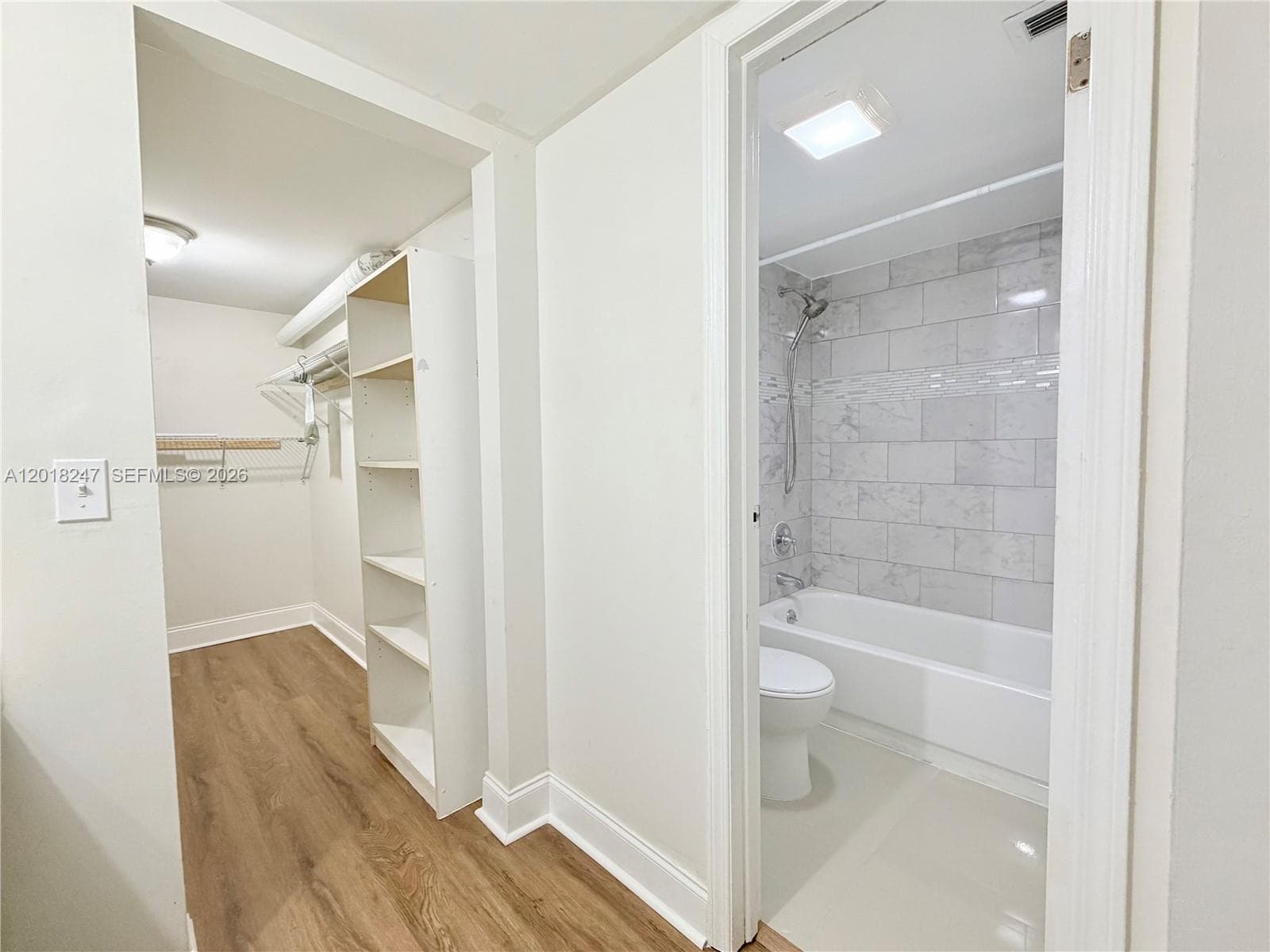 450 Commodore Dr # 214, Plantation, FL 33325 photo 4