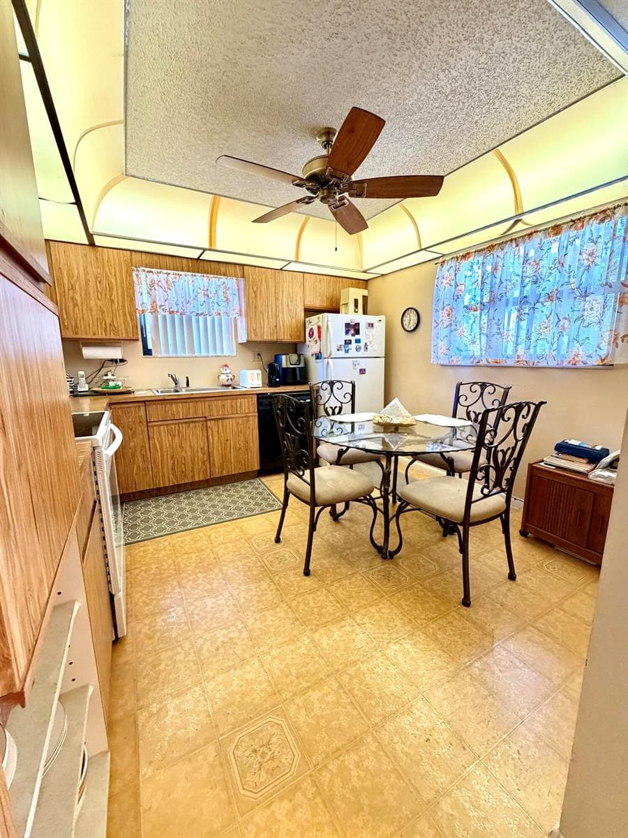 4970 E Sabal Palm Boulevard # 315, Tamarac, FL 33319 photo 3