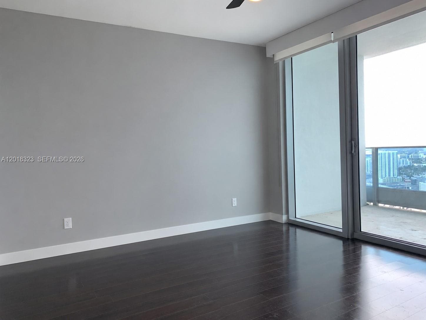 200 Biscayne Boulevard Way # 4212, Miami, FL 33131 photo 2