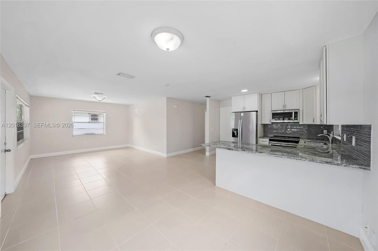 429 Avenida Hermosa, West Palm Beach, FL 33405 photo 3