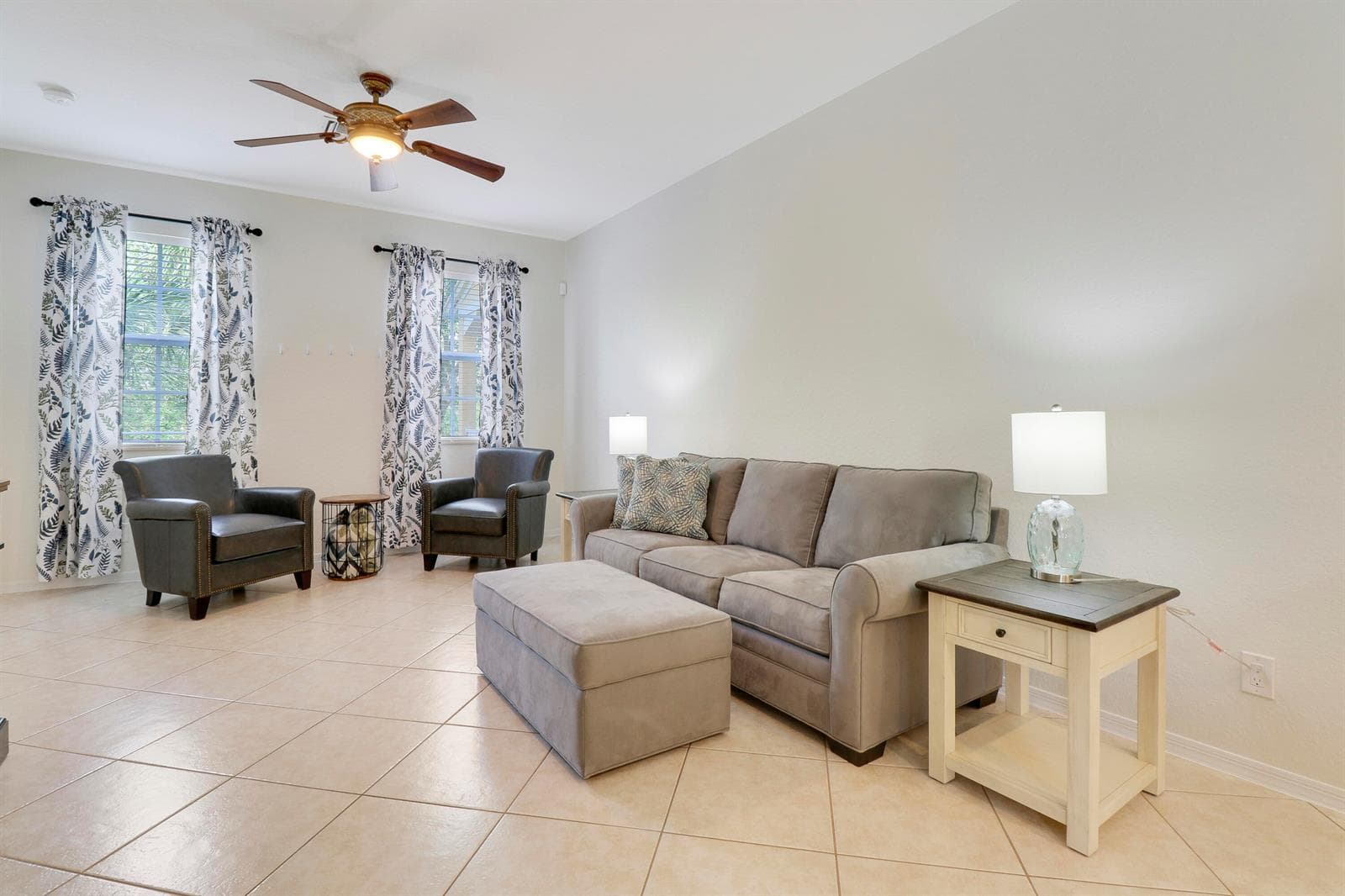 123 E Thatch Palm Circle, Jupiter, FL 33458 photo 4