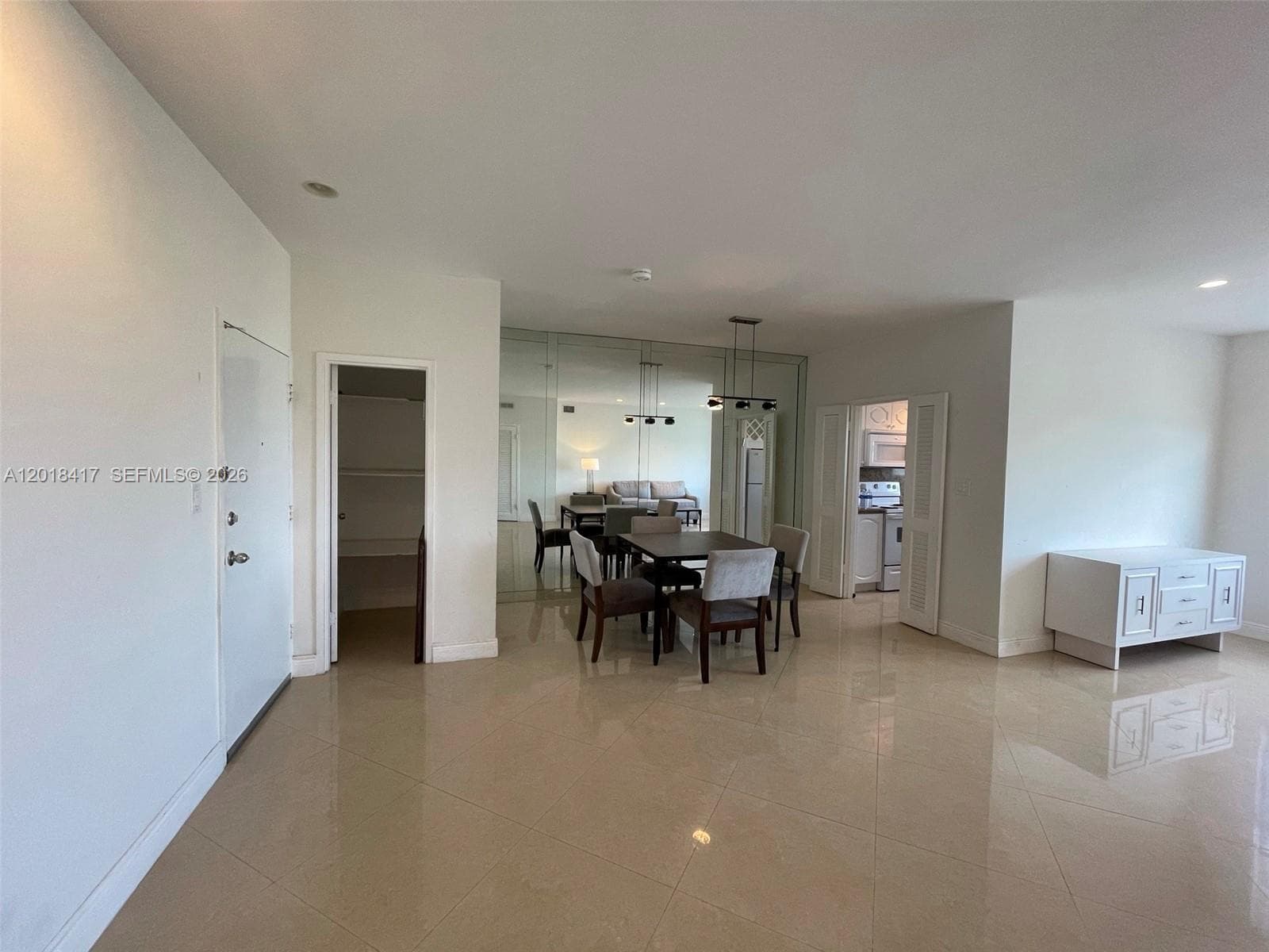 4747 Collins Ave # 1102, Miami Beach, FL 33140 photo 3