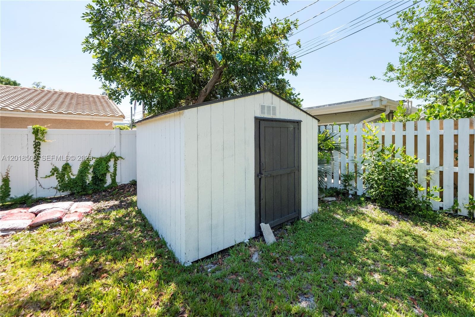 2308 SE 18 St, Fort Lauderdale, FL 33316 photo 3