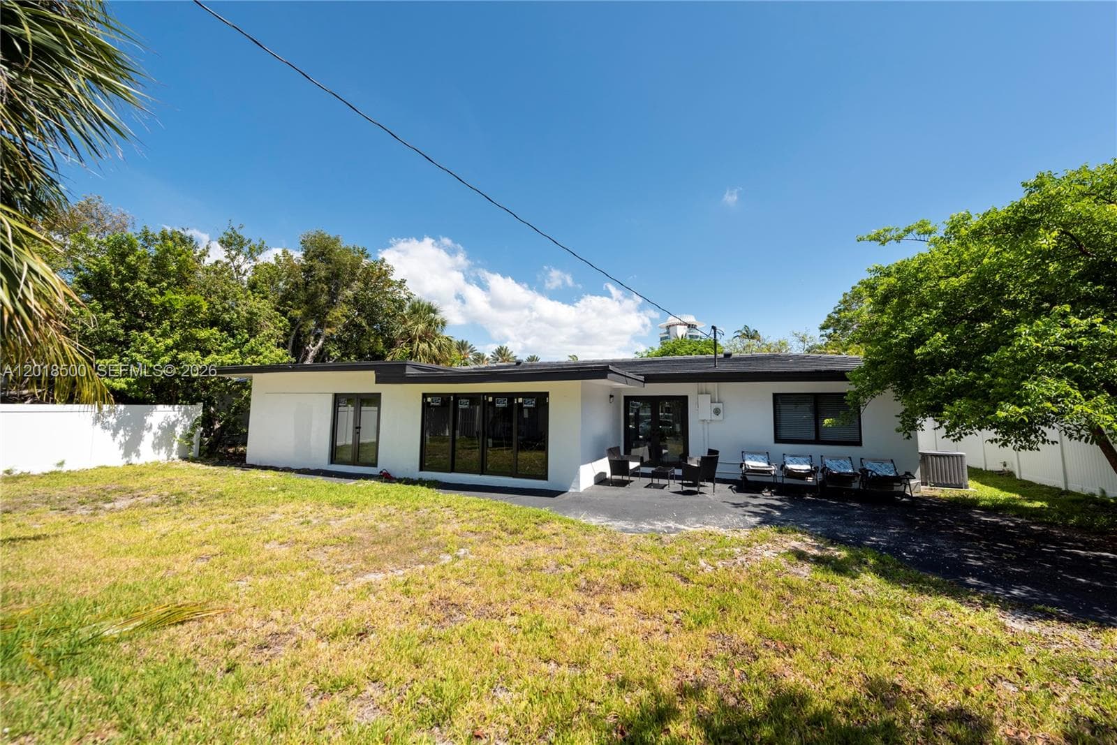 2308 SE 18 St, Fort Lauderdale, FL 33316 photo 4