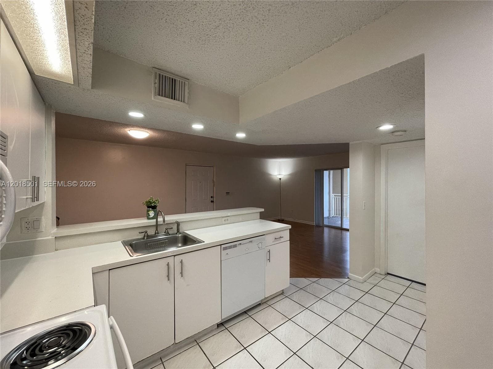 18890 NW 57th Ave # 207, Hialeah, FL 33015 photo 2