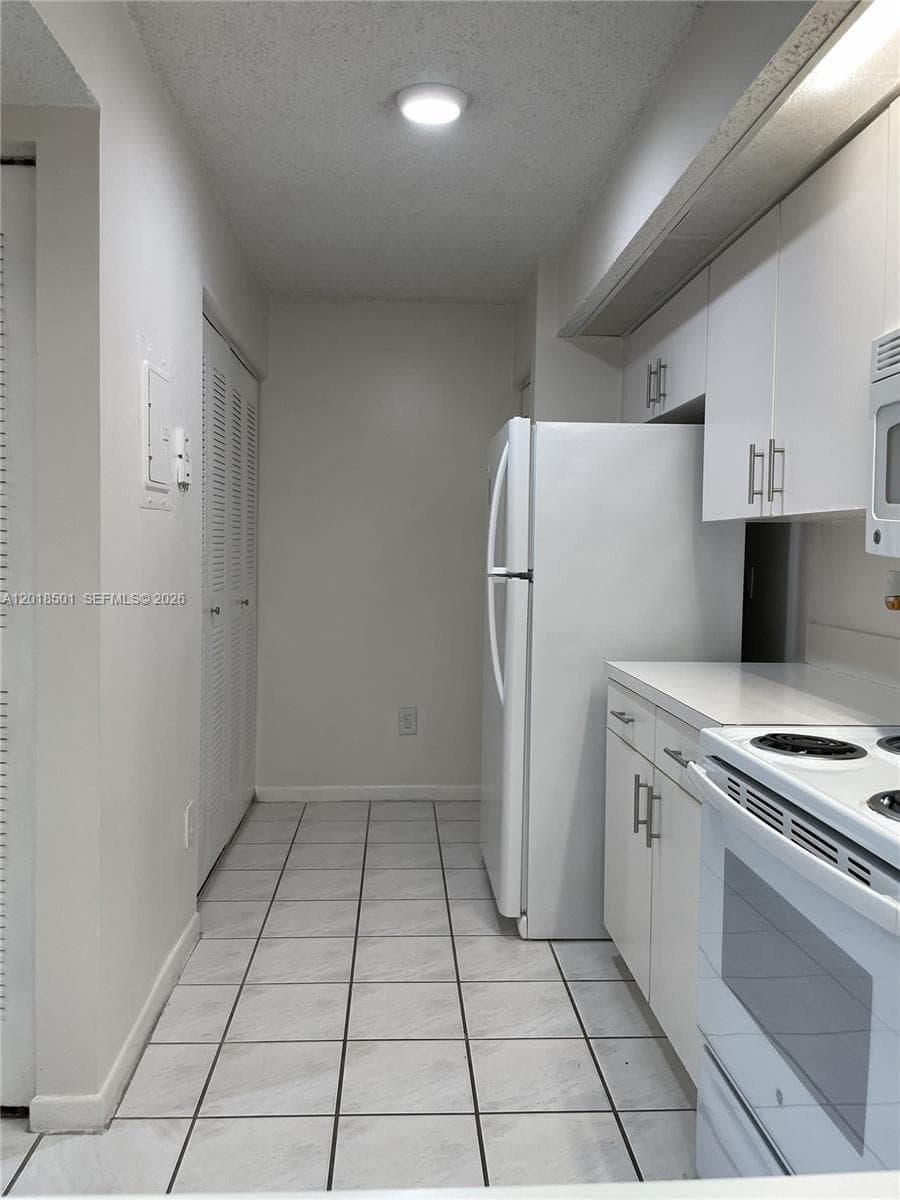 18890 NW 57th Ave # 207, Hialeah, FL 33015 photo 3