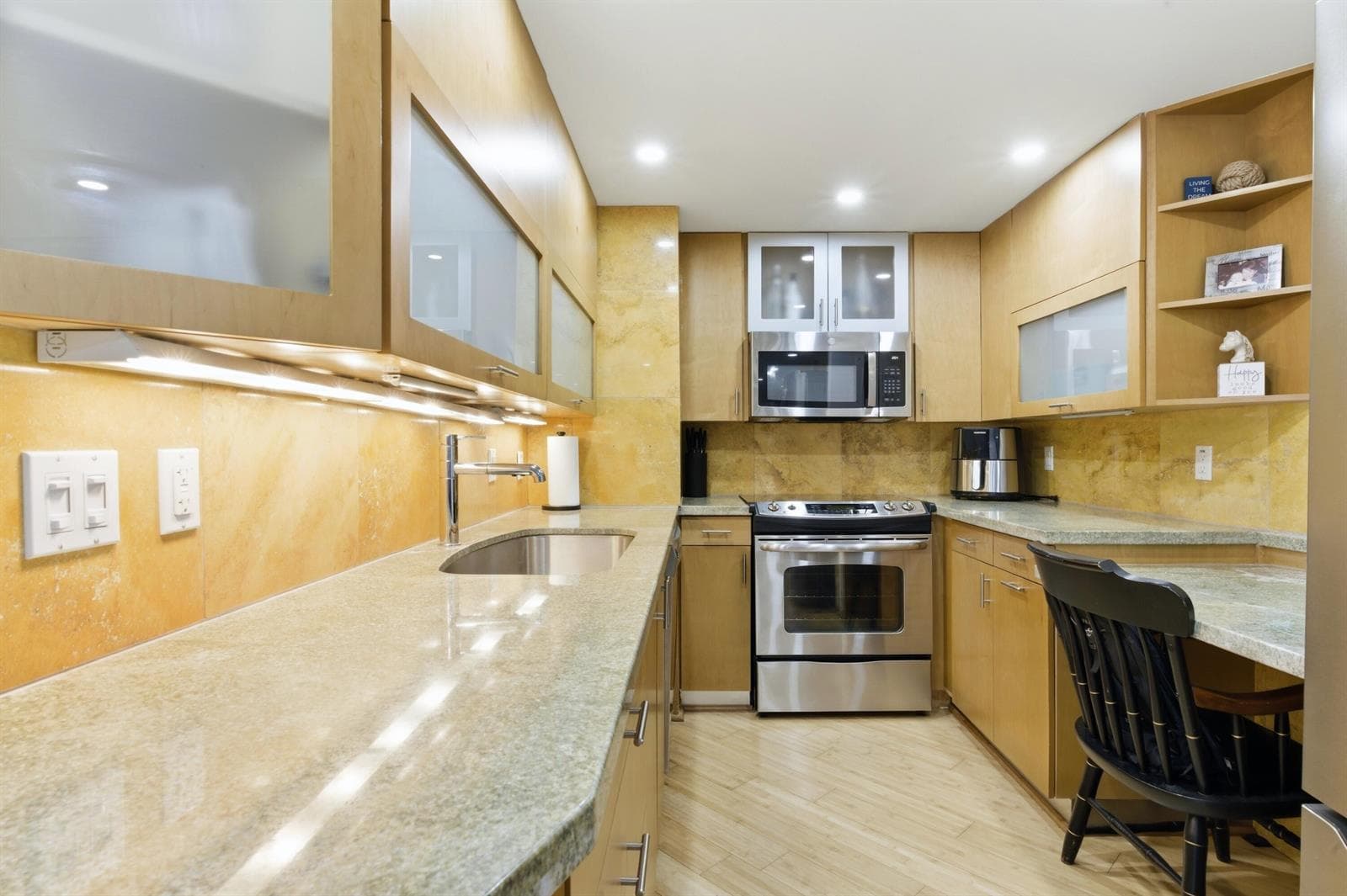 5600 N Flagler Drive # Unit 910, West Palm Beach, FL 33407 photo 4