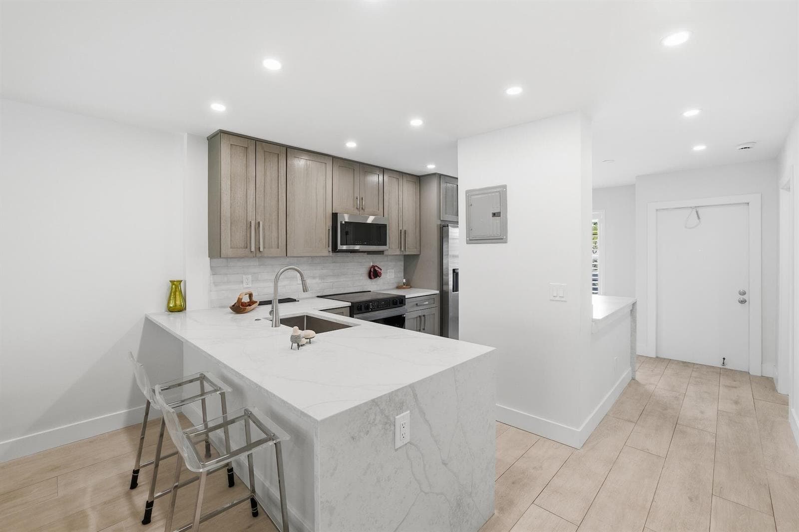 1011 Flame Vine Avenue # 203, Delray Beach, FL 33445 photo 4