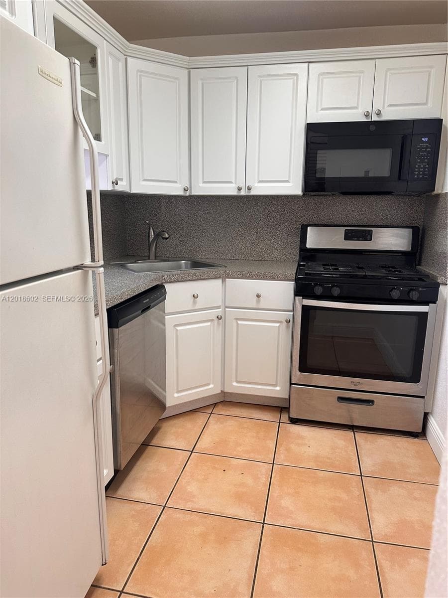 6713 N Kendall Dr # 611, Pinecrest, FL 33156 photo 5