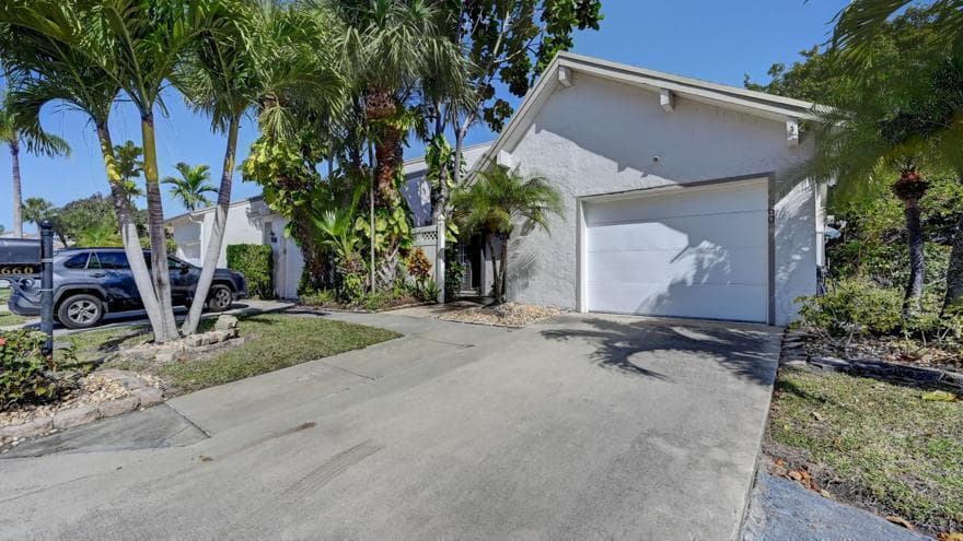 6660 Canary Palm Circle, Boca Raton, FL 33433 photo 5