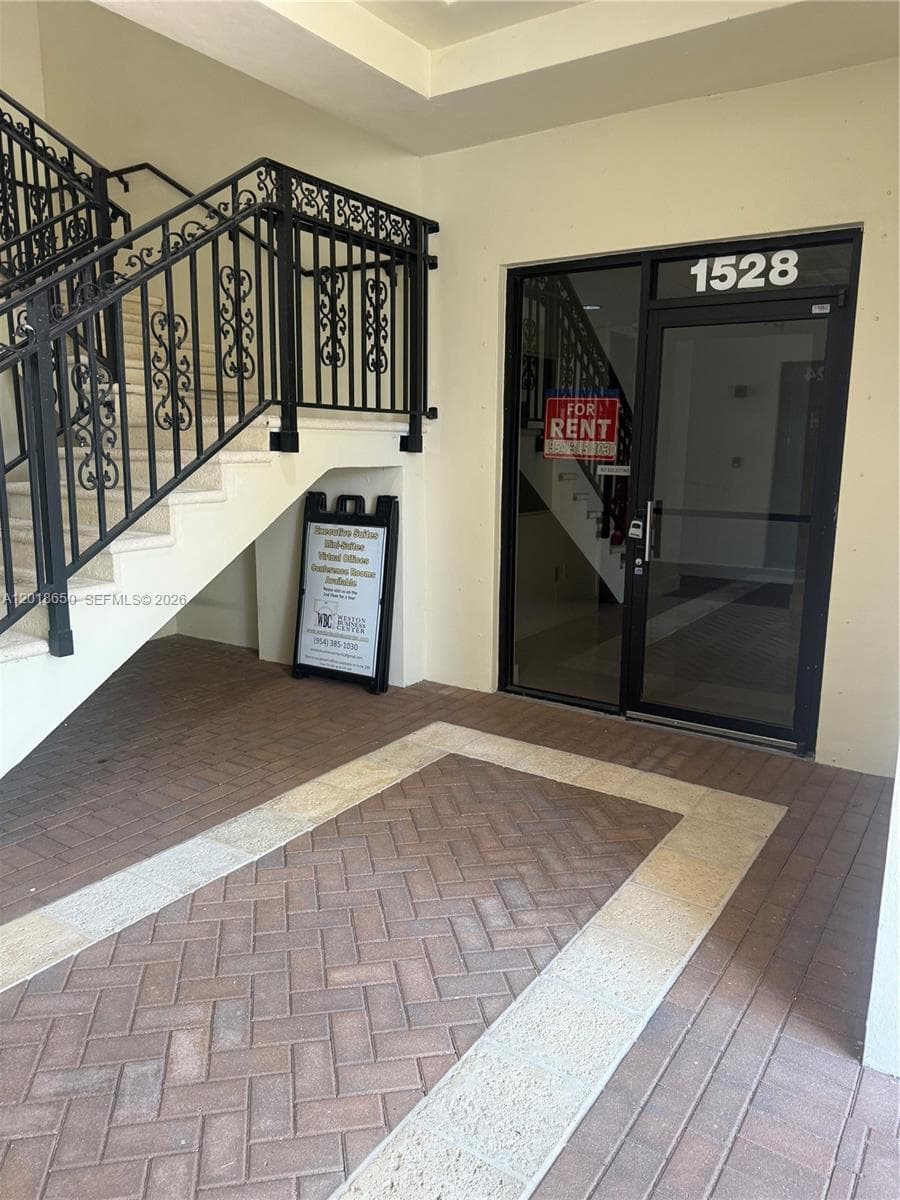 1528 Weston Rd, Weston, FL 33326 photo 3