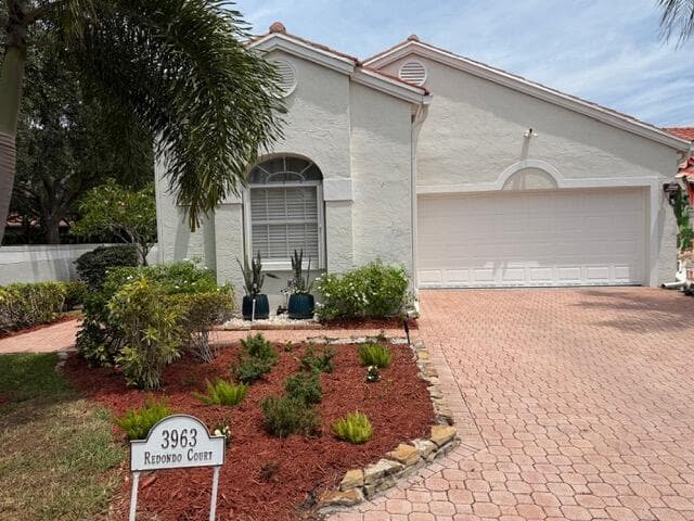 3963 Redondo Court, Boca Raton, FL 33487 photo 2